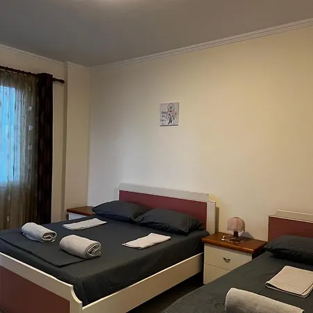 Ne Qerret Apartment Golem (Tirana)