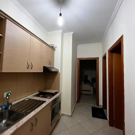 Apartment Ne Qerret *